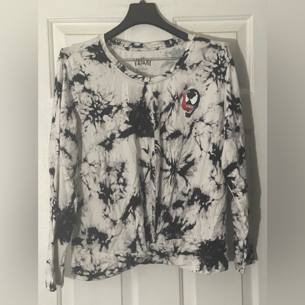 Venom Marvel Her Universe Symbiote Acid Wash Long Sleeve T Shirt Size Medium